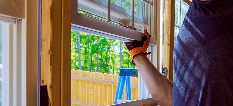 >Bay Window Curtain Rail Track in Fremont, CA